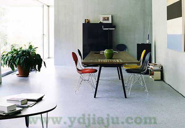 Eames Wire Base Chair  椅子CF086