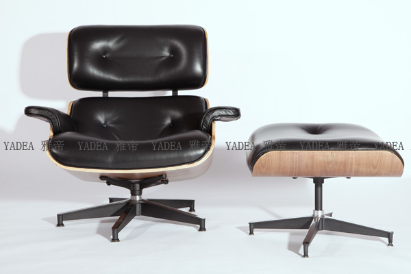 赫曼米勒版本的伊姆斯休閑椅（Eames Lounge Chair&mdash;Herman Miller Version)