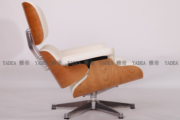 維特拉版本的伊姆斯休閑椅（Eames Lounge Chair &mdash; Vitra Version）