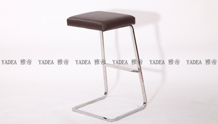 四季吧椅(Four Seasons Barstool)