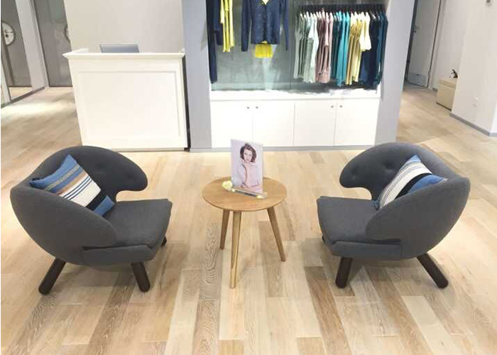 鵜鶘椅(Pelican Chair)