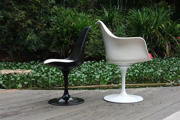 Saarinen Tulip Armchair(郁金香餐椅子) Saarinen Tulip Armchair(郁金香餐椅子)