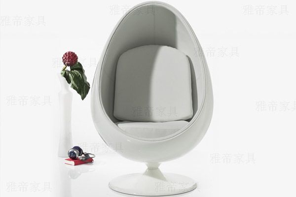 眼型球椅(Eye Ball Chair)