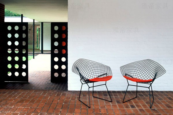 休閑鐵線(xiàn)椅子（Diamond Arm Chair）