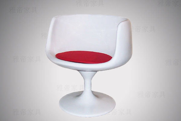 酒杯椅(Cup Chair）