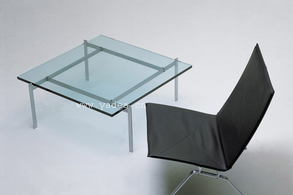 保羅咖啡桌(Poul Kjaerholm Coffee Table)
