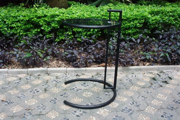 愛(ài)琳.格蕾茶幾(Eileen Gray End Table)