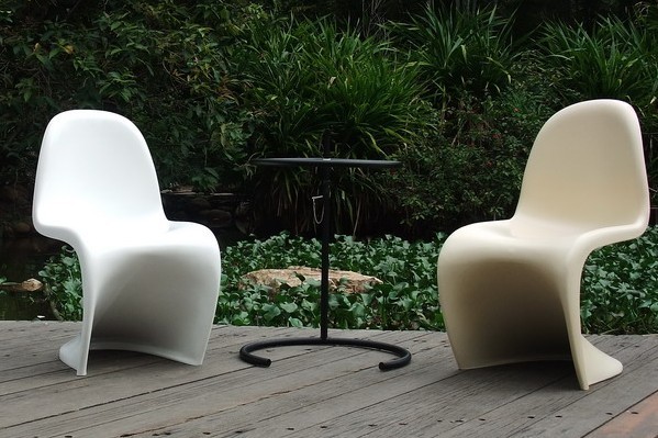 愛(ài)琳.格蕾茶幾(Eileen Gray End Table)