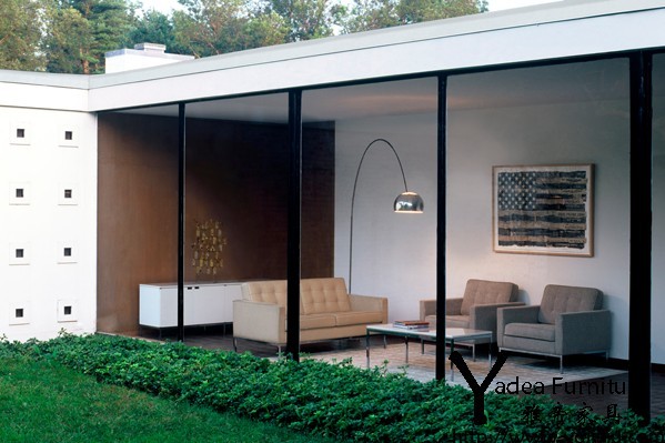 諾爾沙發(fā)（Florence Knoll Sofa）