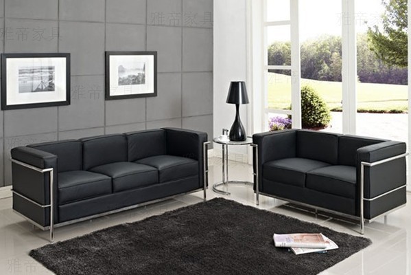 柯布西耶設(shè)計的沙發(fā) Le Corbusier Sofa Lc3 