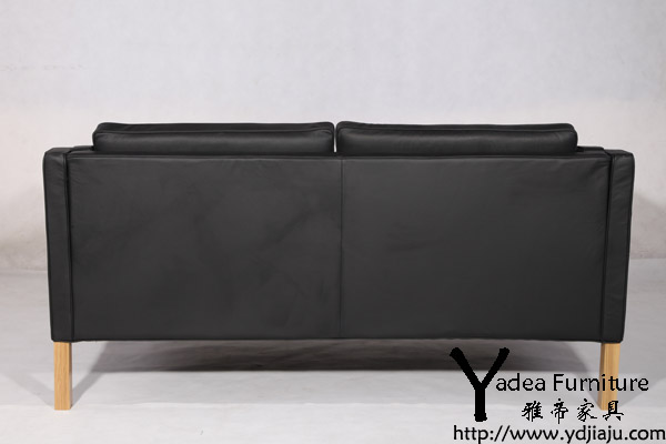 Borge Mogensen 2212 two seater sofa