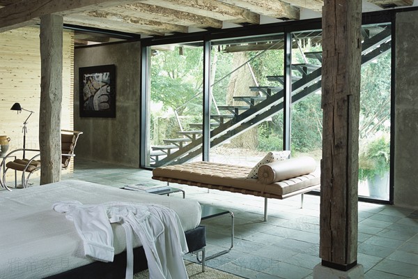 巴塞羅那床(Barcelona bed)