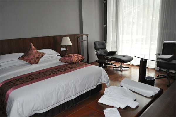 深圳南山紫荊山莊別墅家具工程