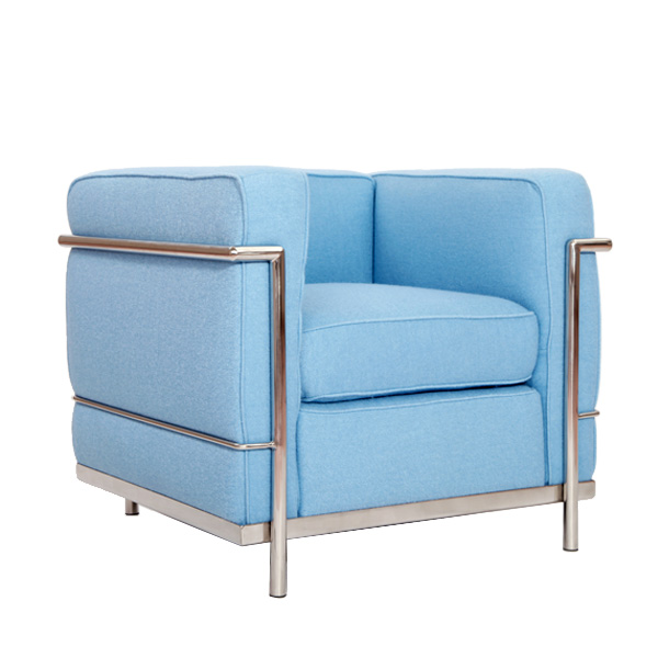淺藍(lán)色羊毛絨布柯布西耶沙發(fā)