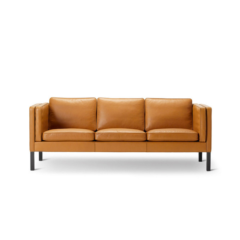 名師設(shè)計的沙發(fā)（Mogensen 2333 Three Seater Sofa ）